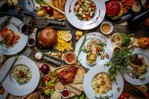 SKI Bar & Restaurant
